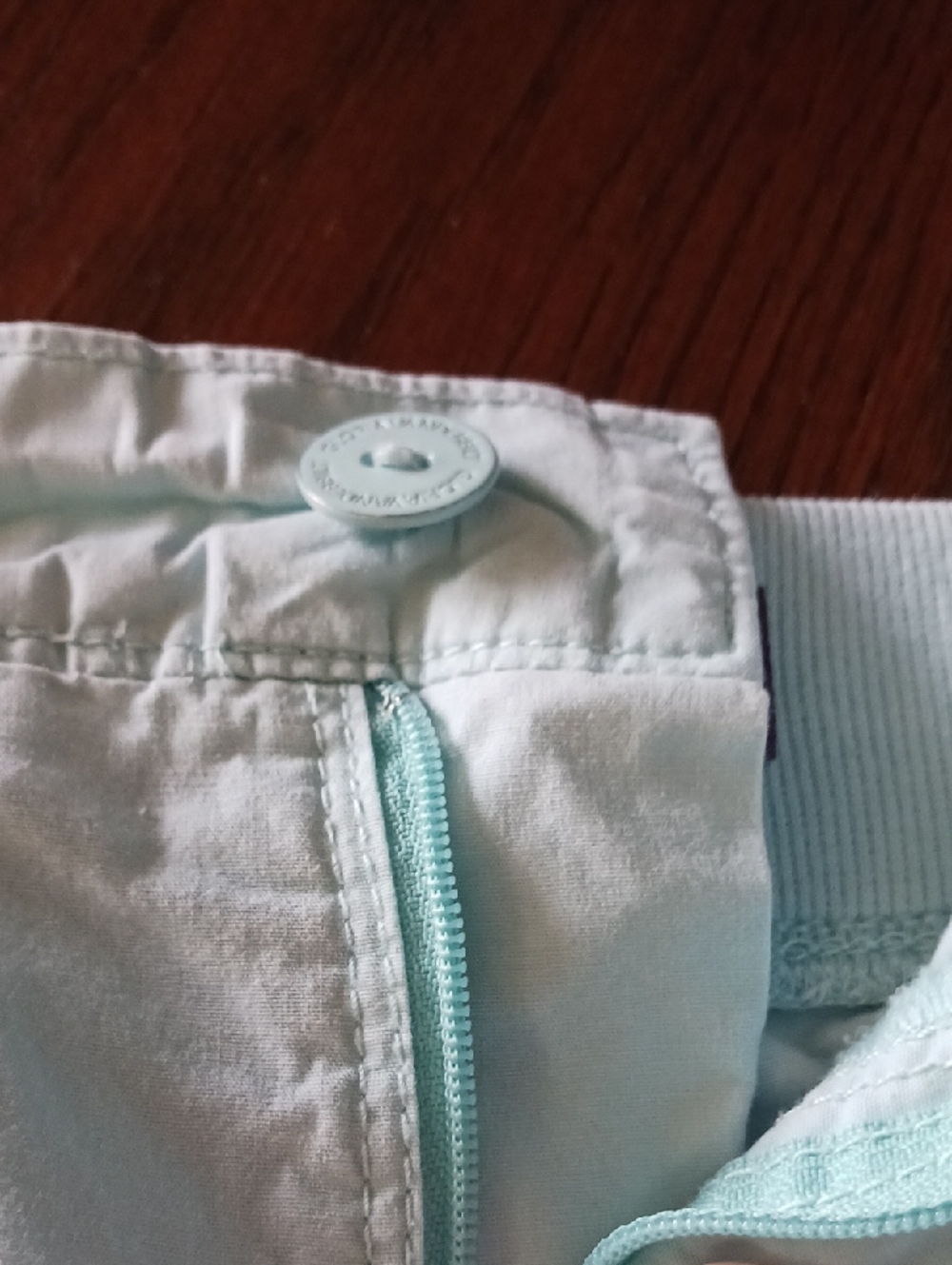 Gloria Vanderbilt Mint Green Capri Pants - Picture 12 of 16
